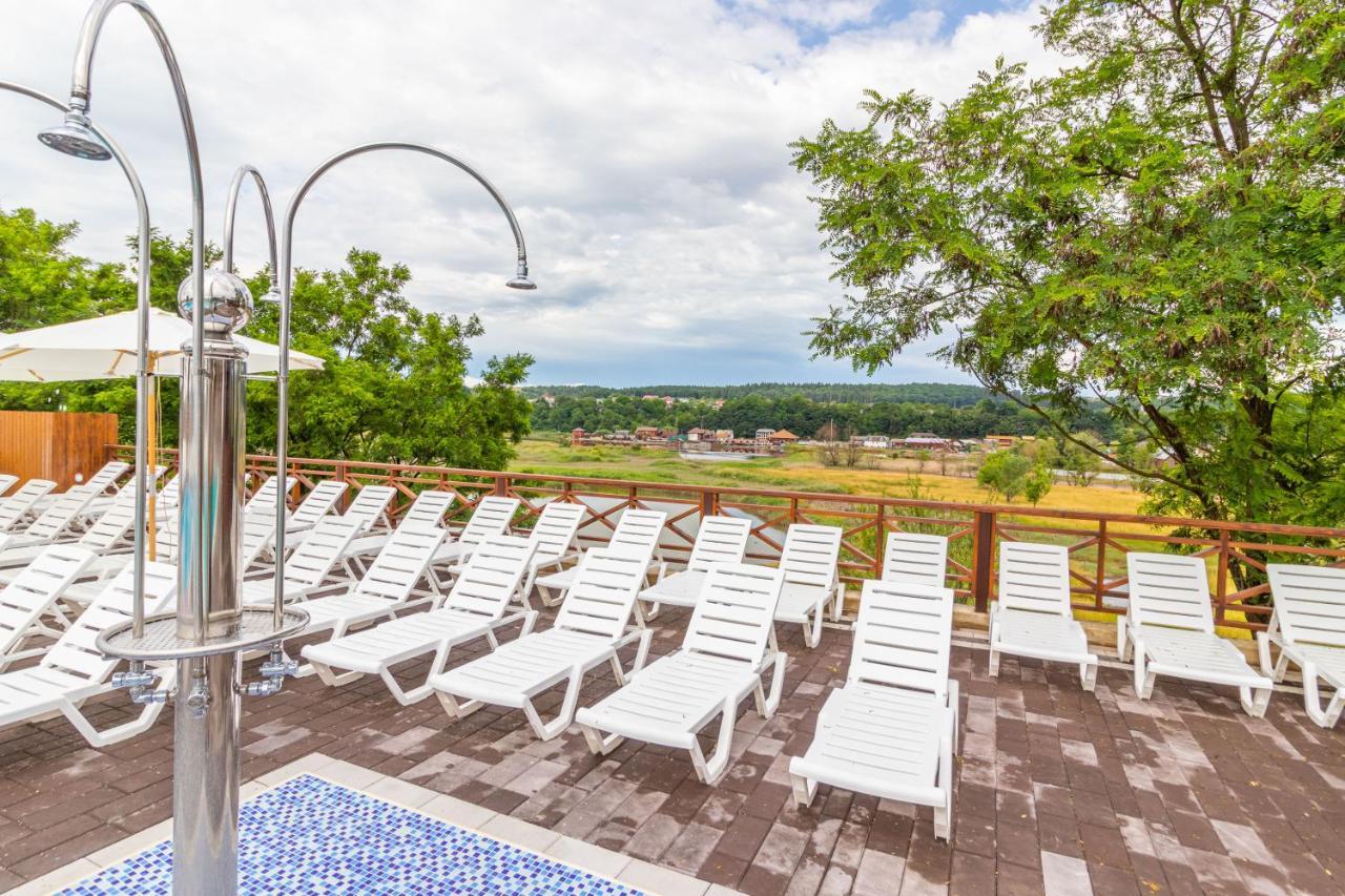 Sofion Hotel&Resort Solotvyno Exteriör bild
