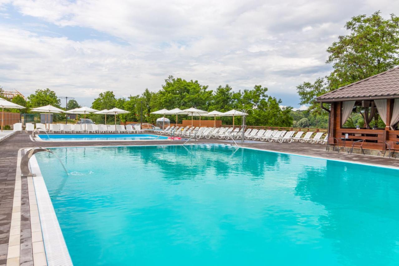 Sofion Hotel&Resort Solotvyno Exteriör bild