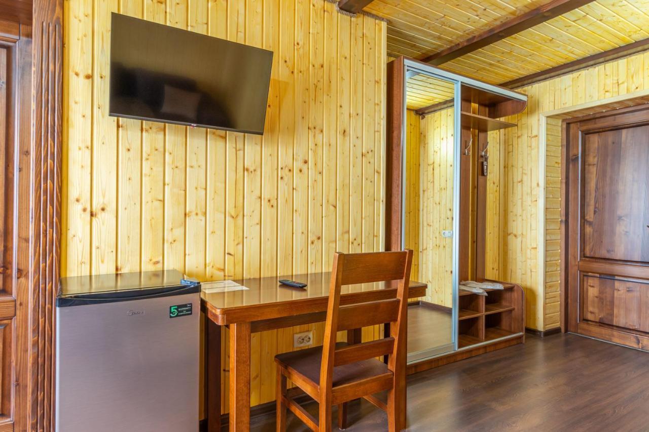 Sofion Hotel&Resort Solotvyno Exteriör bild