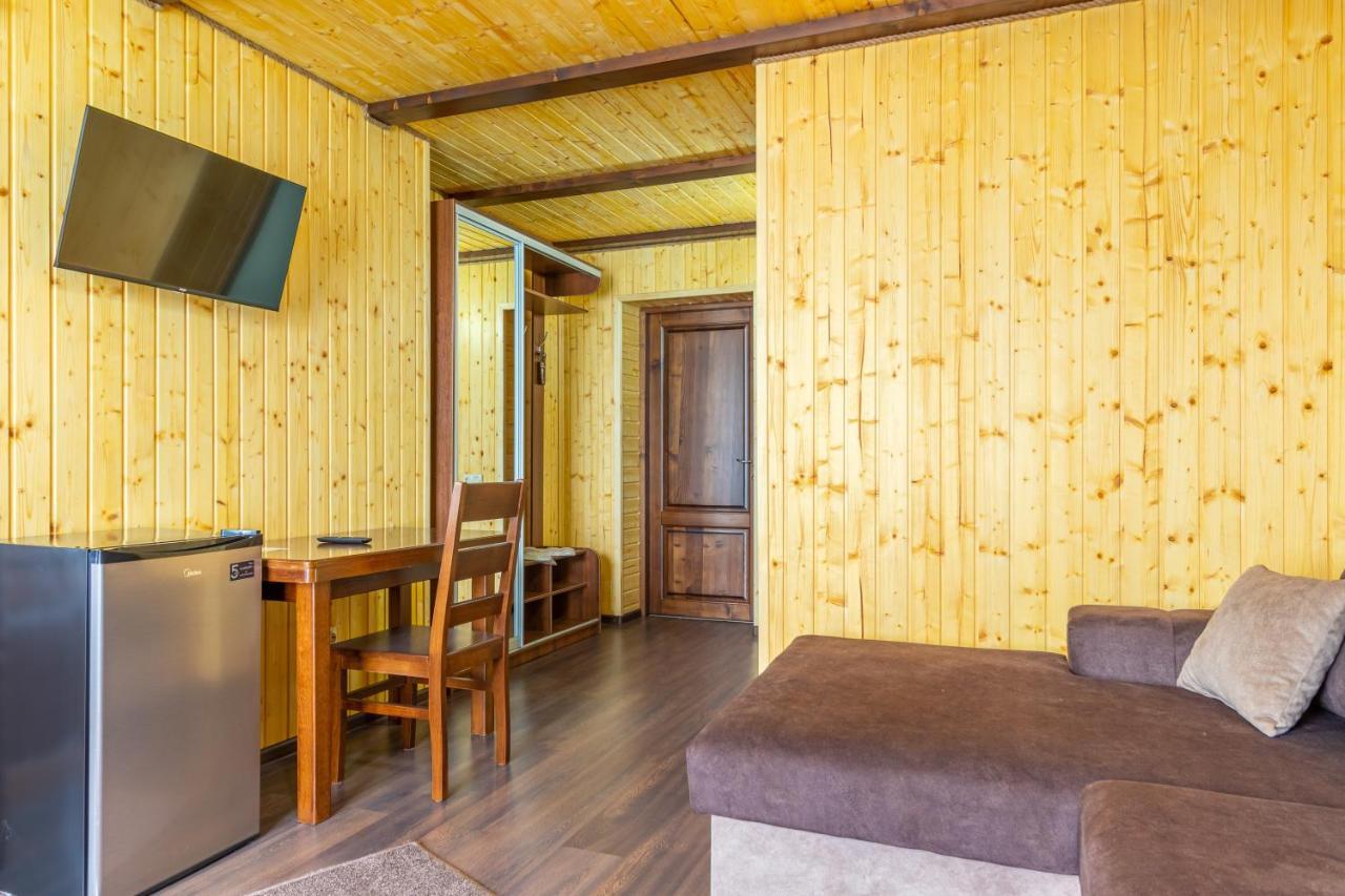 Sofion Hotel&Resort Solotvyno Exteriör bild