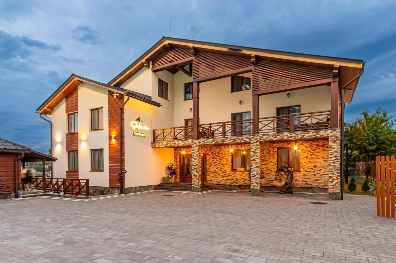 Sofion Hotel&Resort Solotvyno Exteriör bild
