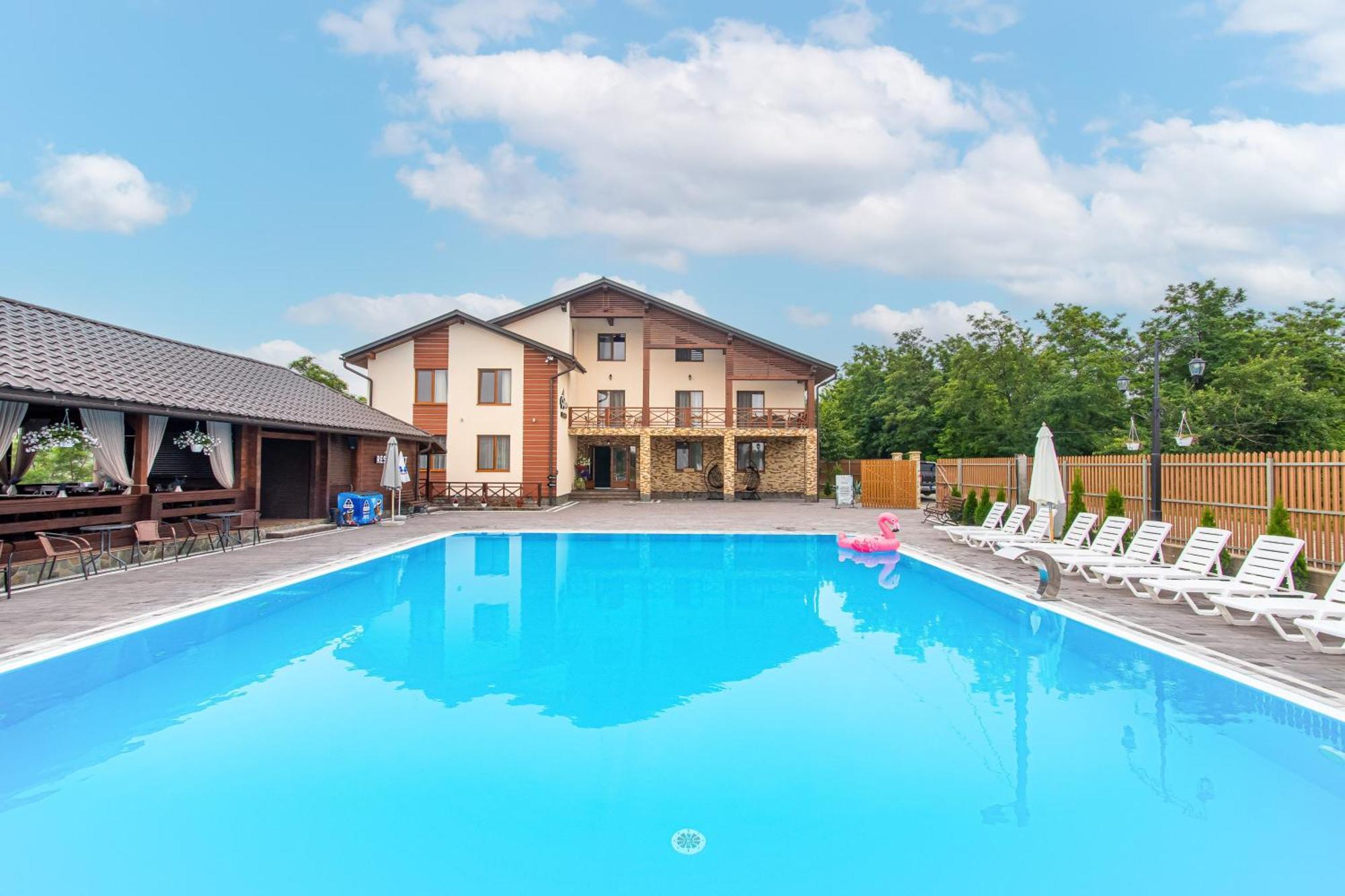 Sofion Hotel&Resort Solotvyno Exteriör bild